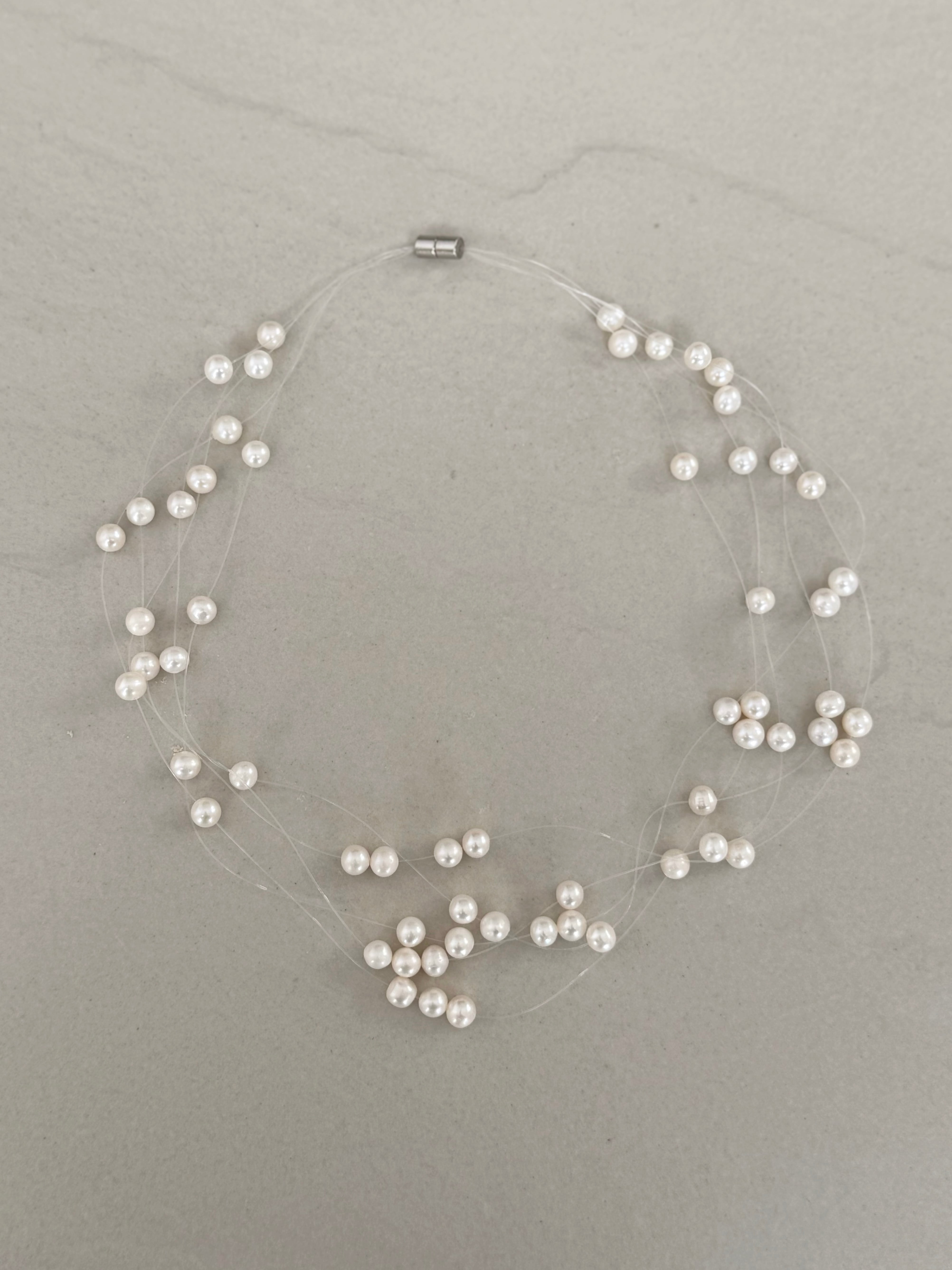 bubble pearl necklace