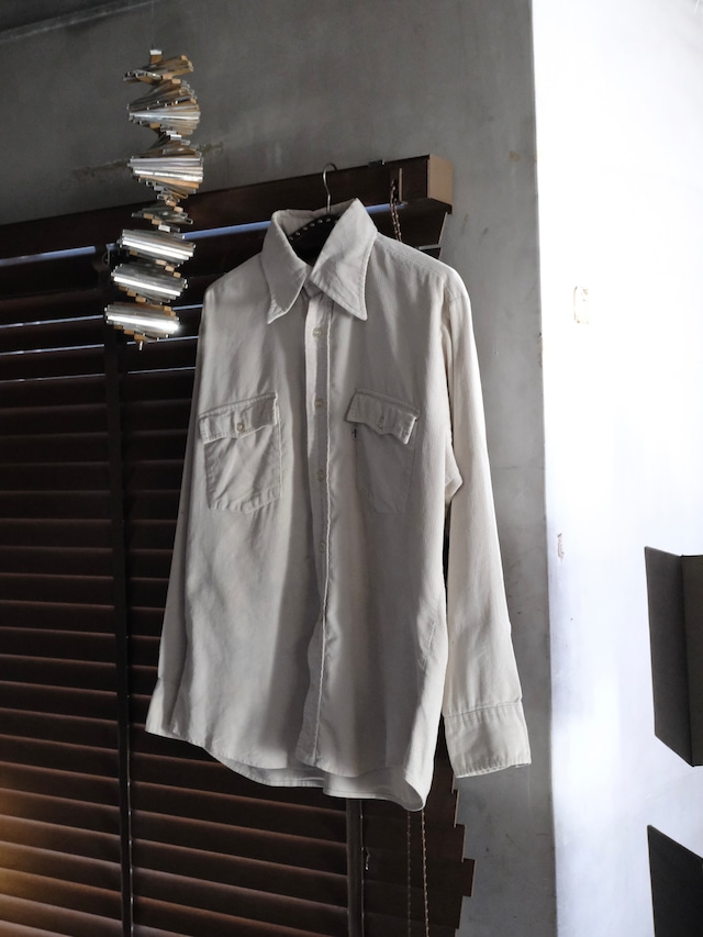 Used Levi's corduroy shirt