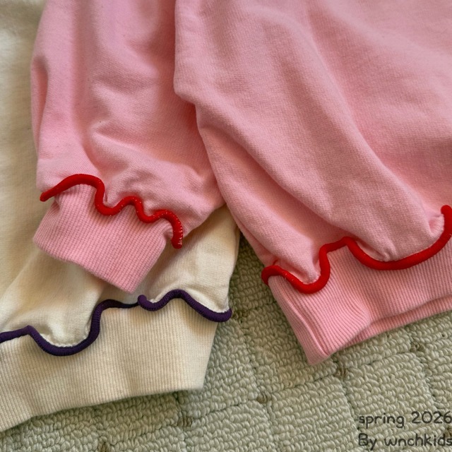 《送料無料》予約:くねくねトレーナー【wnchkid’s】