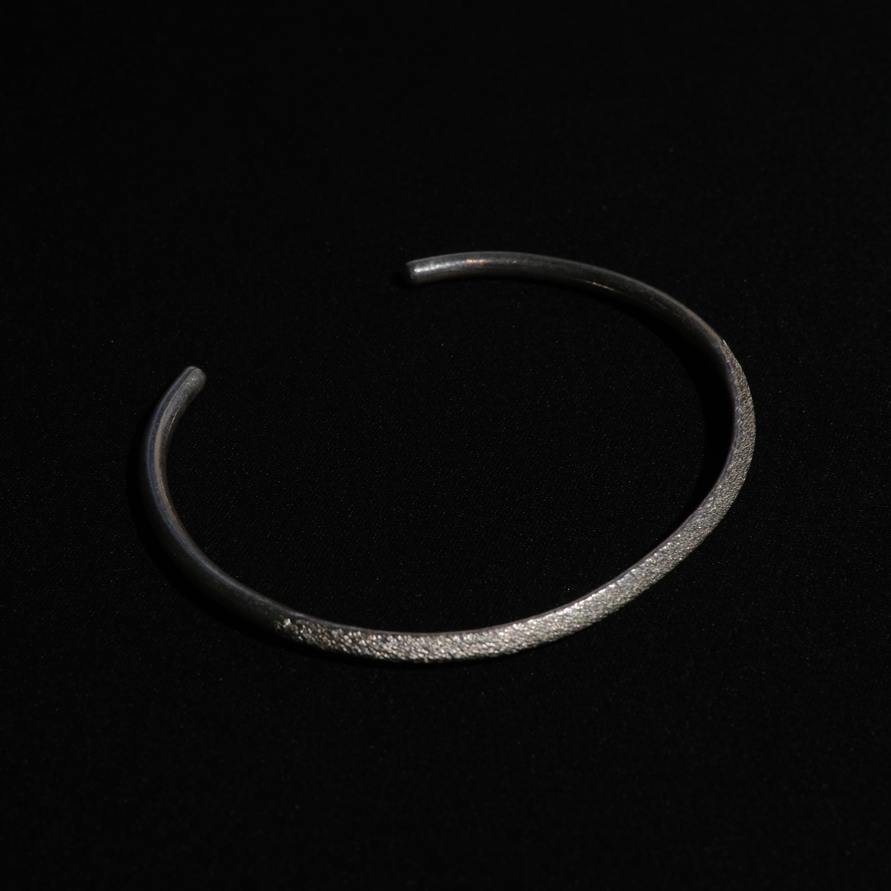 Karen Silver/Silver950 サザレデザインバングル/軽研磨仕上げ
