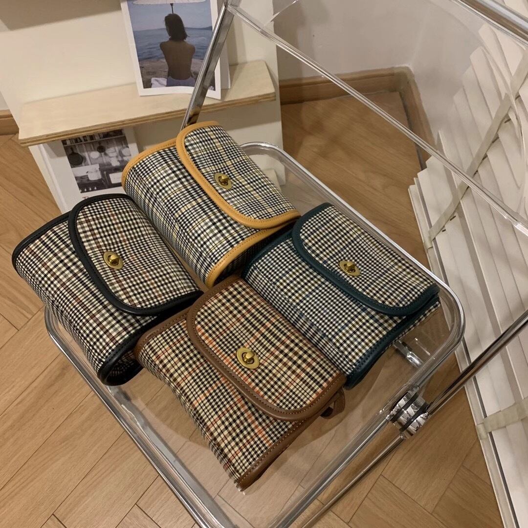 チェックフラップショルダーバッグ