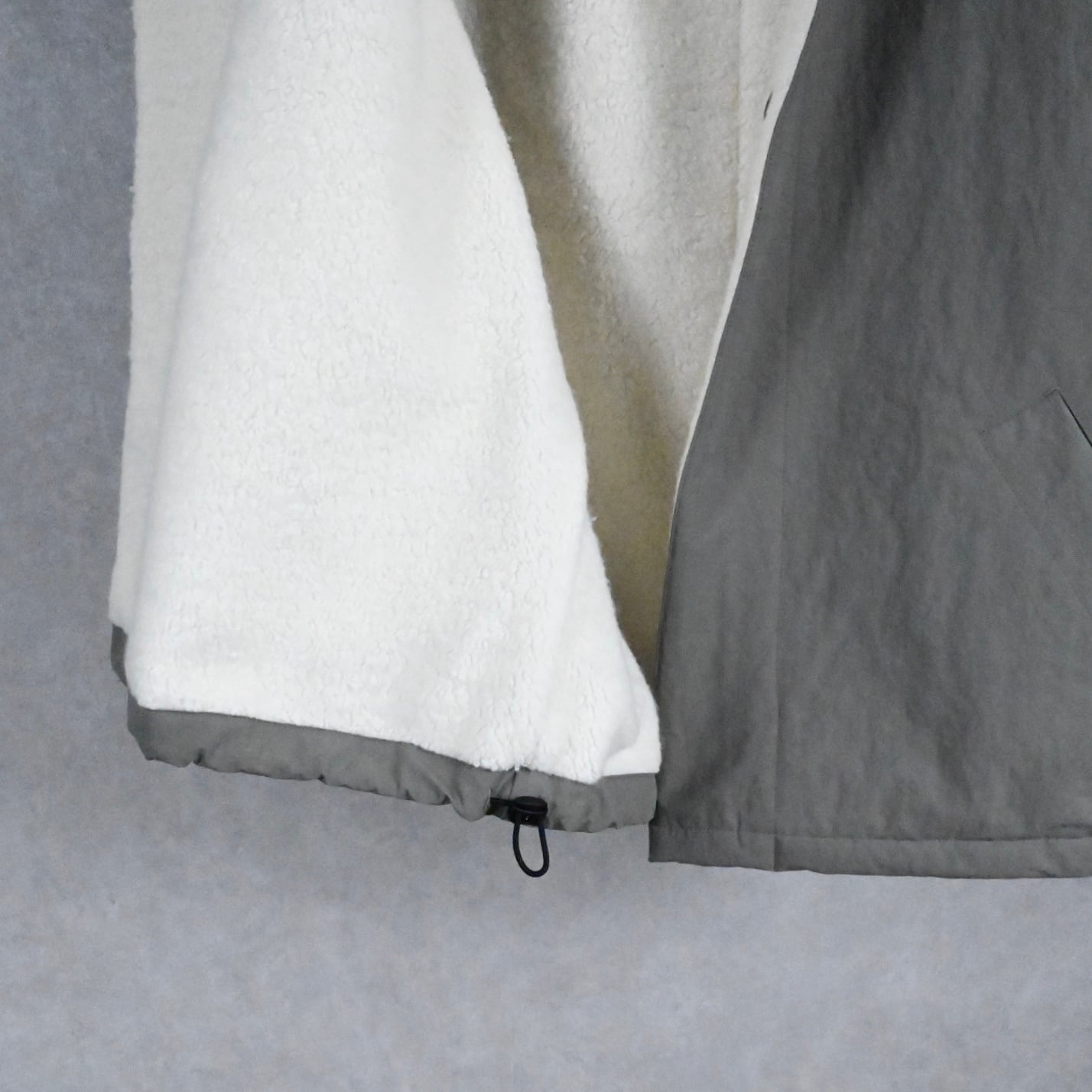 25AW》【STILL BY HAND】NYLON BOA VEST スティルバイハンド ナイロン