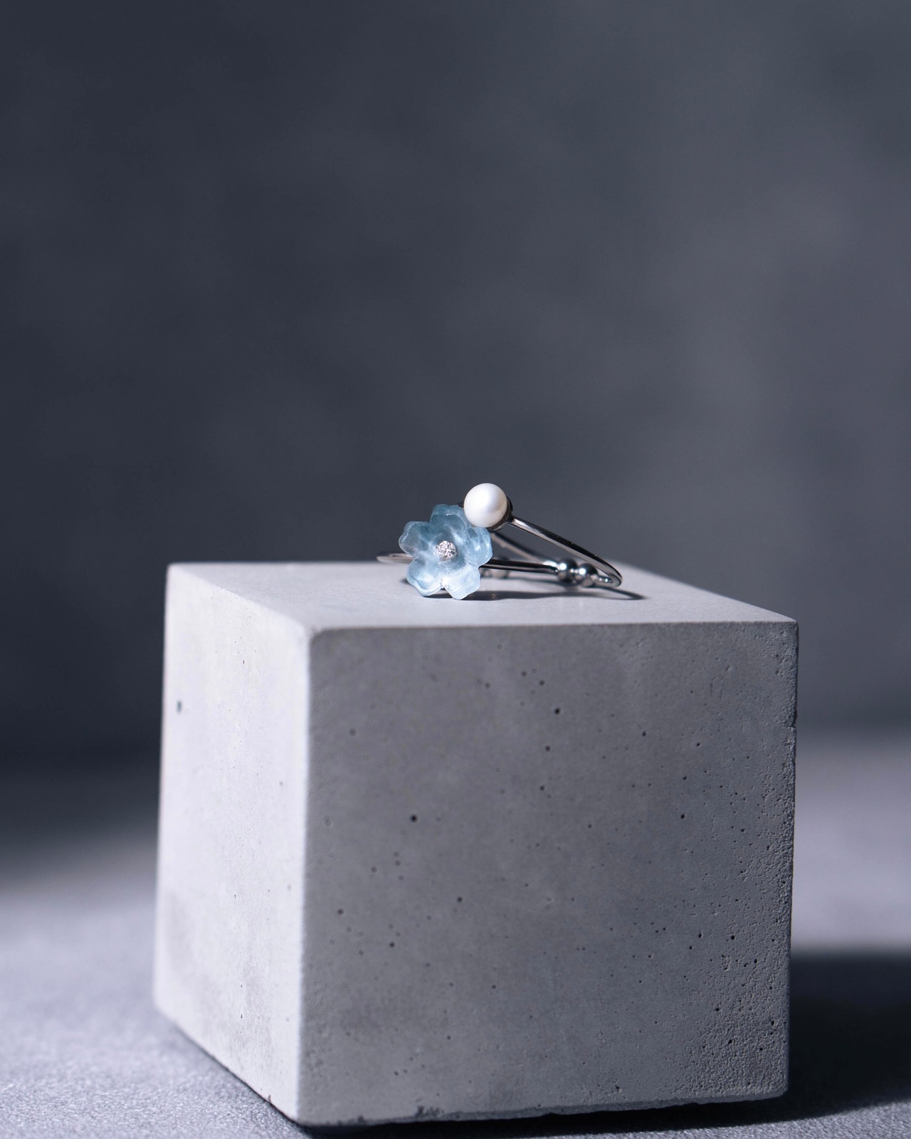 泡沫の目覚め　-Nemophila-  ring