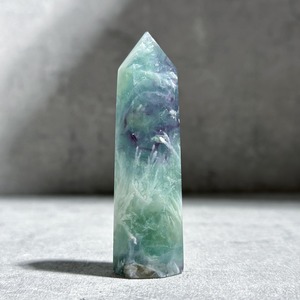 エンジェルフェザーフローライトタワー型 85◇ Angel Feather Fluorite ◇天然石・鉱物・パワーストーン