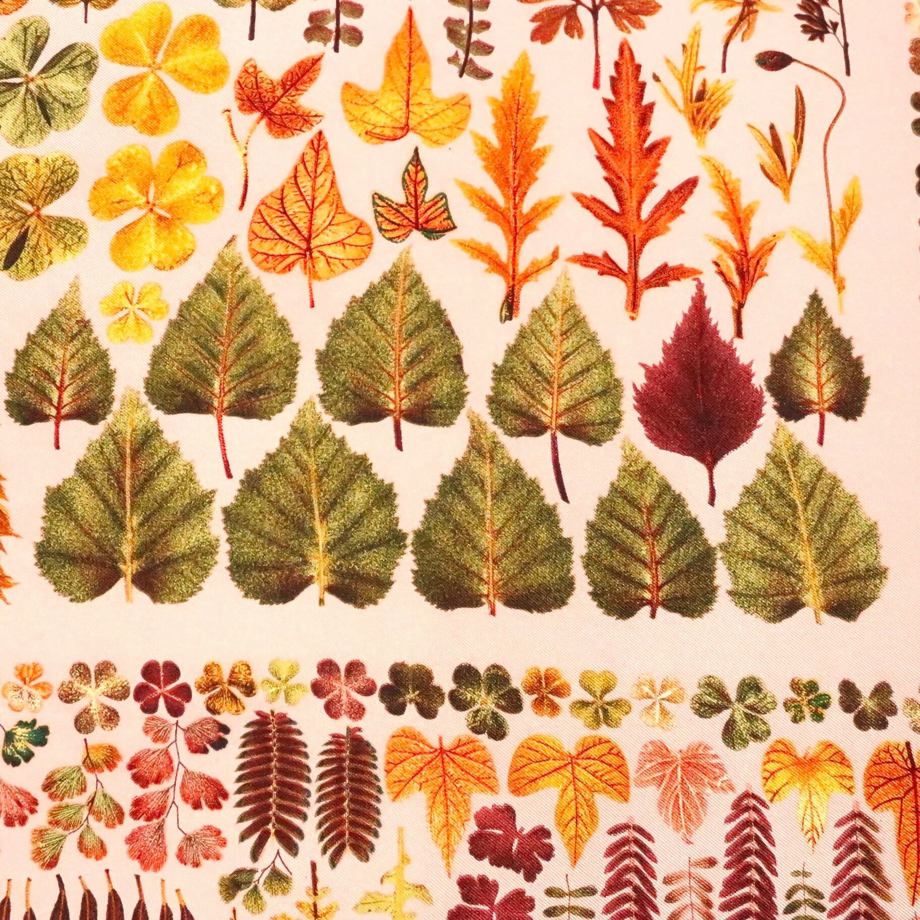 グッチ GUCCI/スカーフ 植物 リーフ カラフル アイボリー クローバー