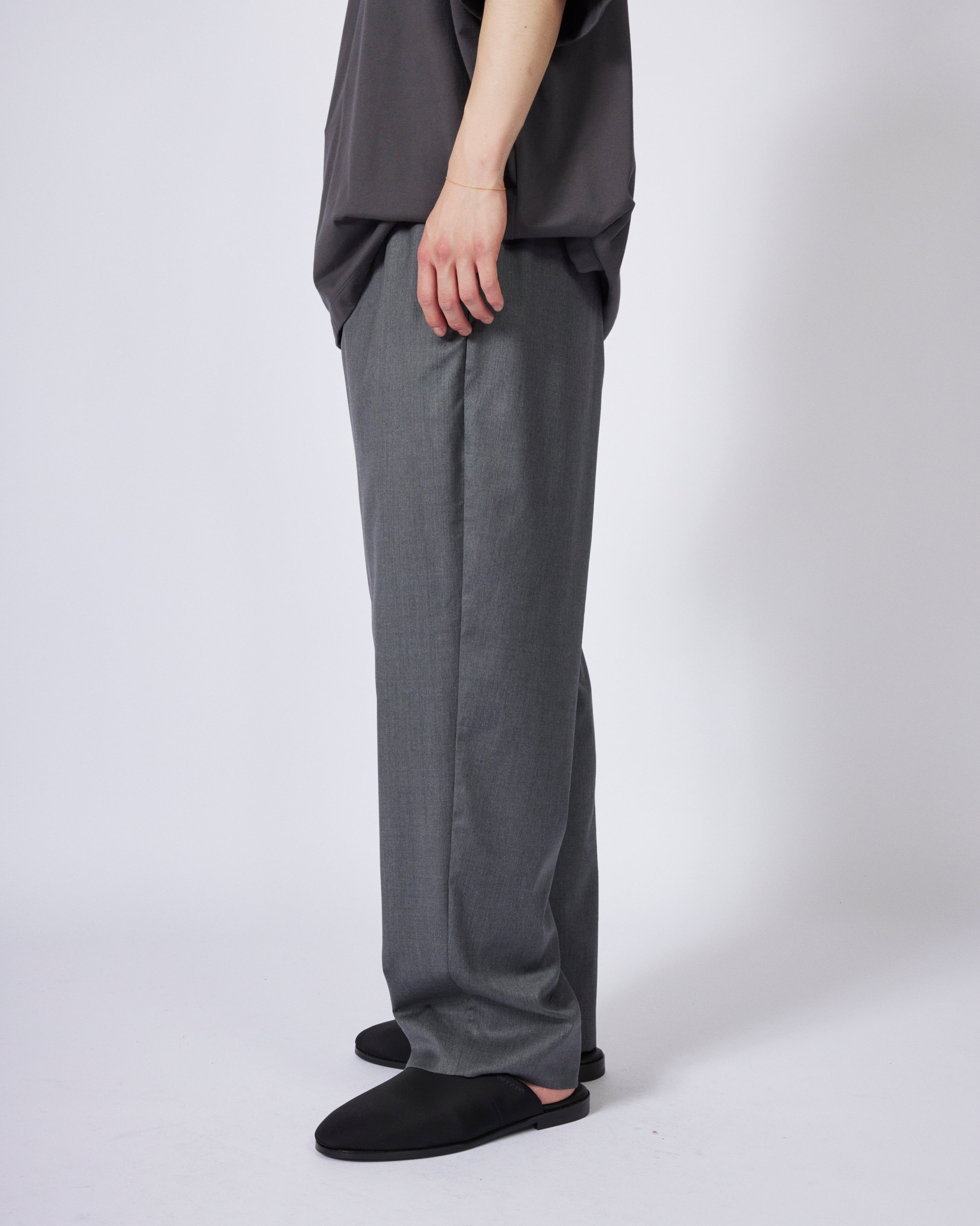 everyone easy slacks fabric by Loro Piana (GRAY) | everyone
