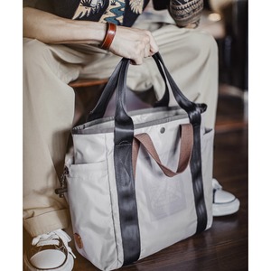 大容量多機能トートバッグ 220100