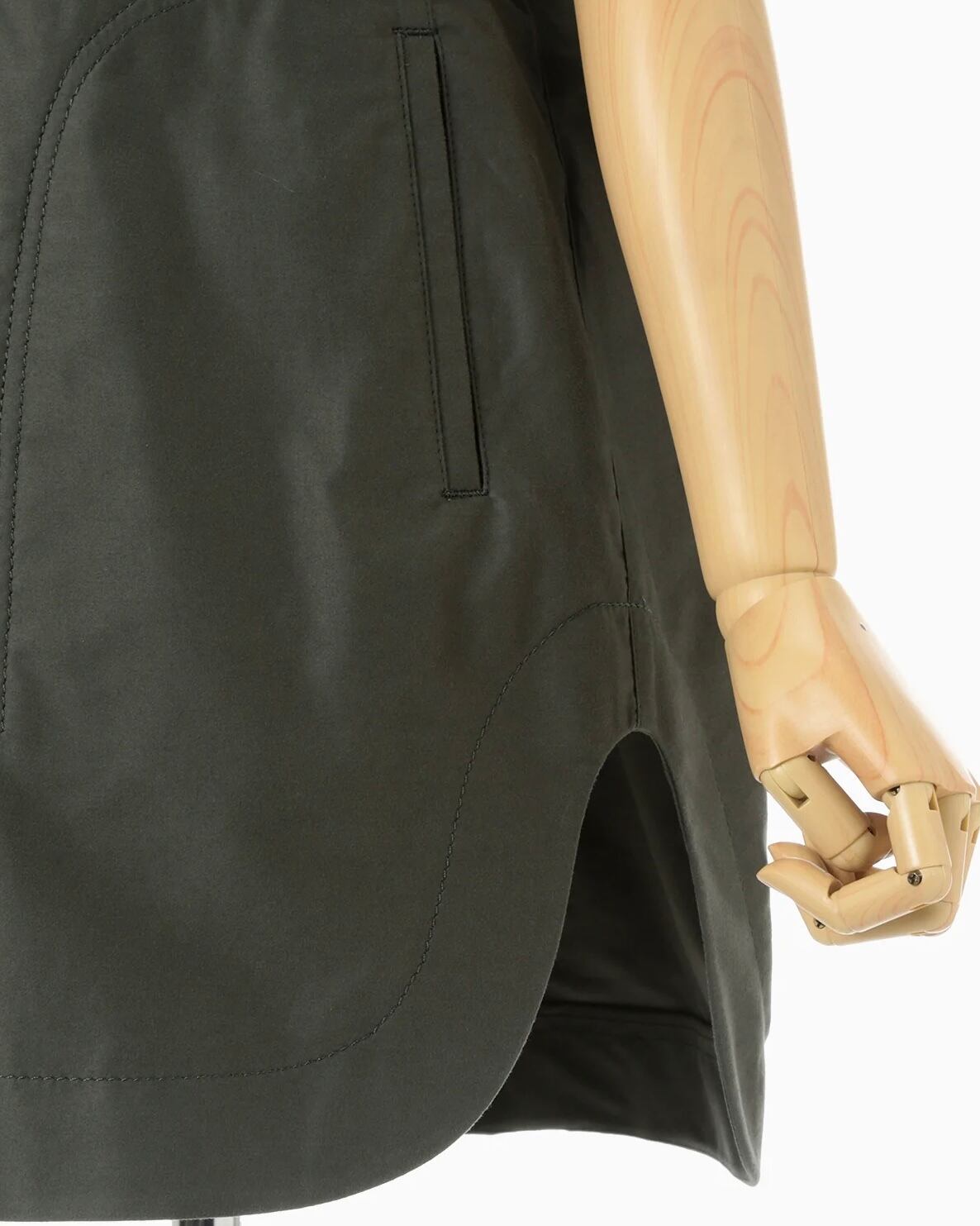 MameKurogouchi】Brushed Cotton Sleeveless V-neck Top - khaki