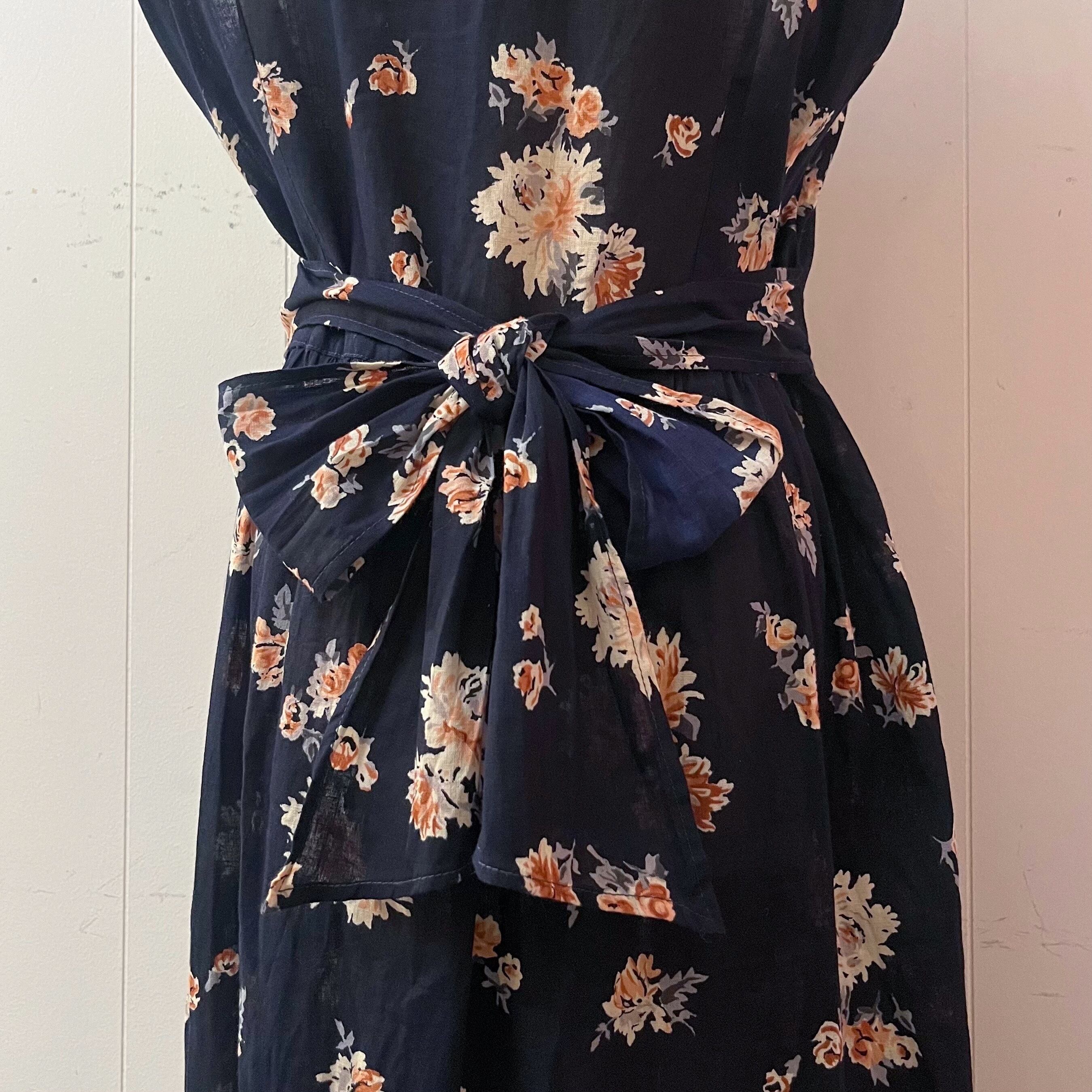 wood button flower jumper skirt