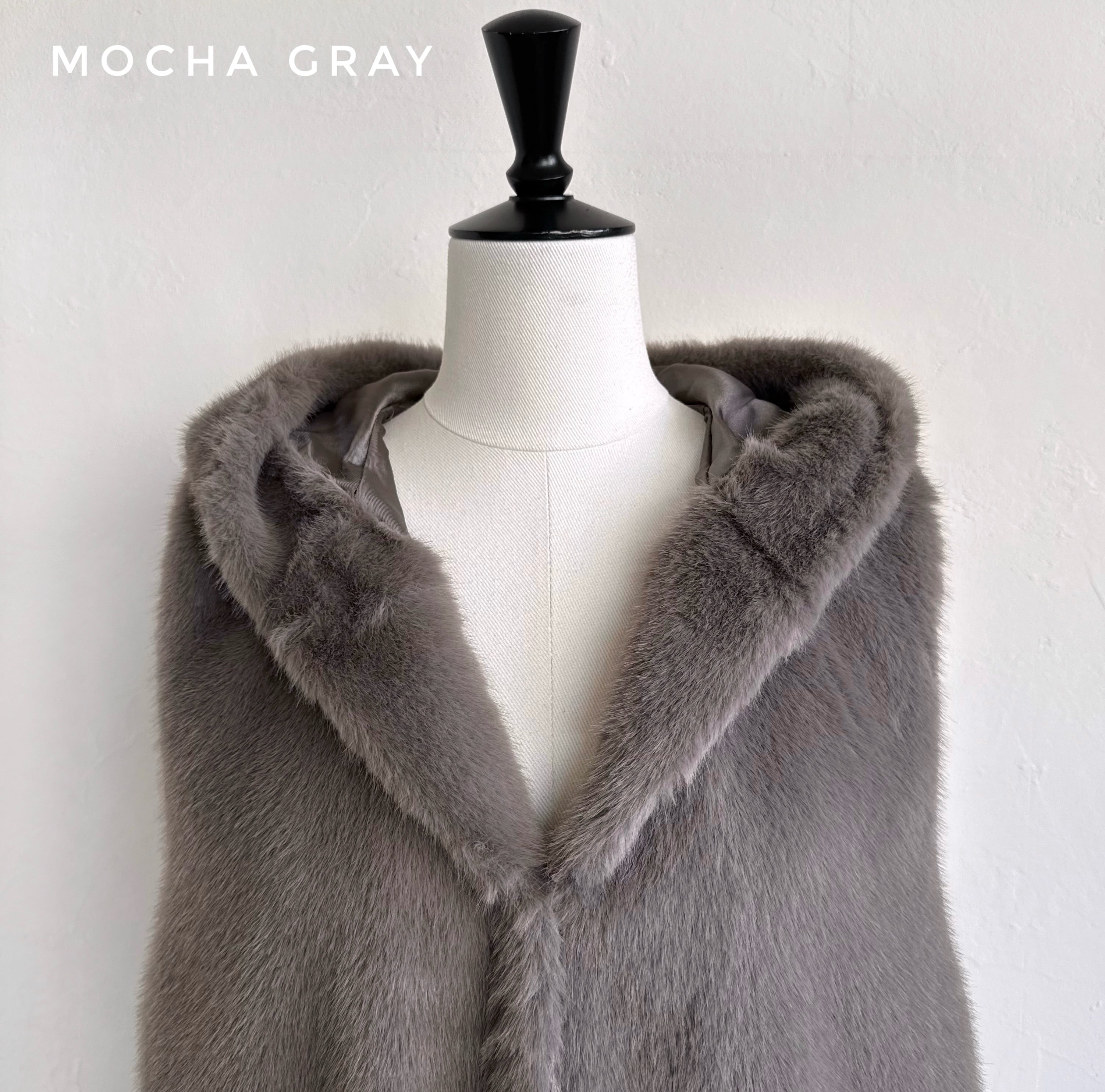 残り僅か！SYSORUS(シソラス) バルーンヘムフーデッドフェイクファー