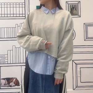 クロップド丈プルオーバー