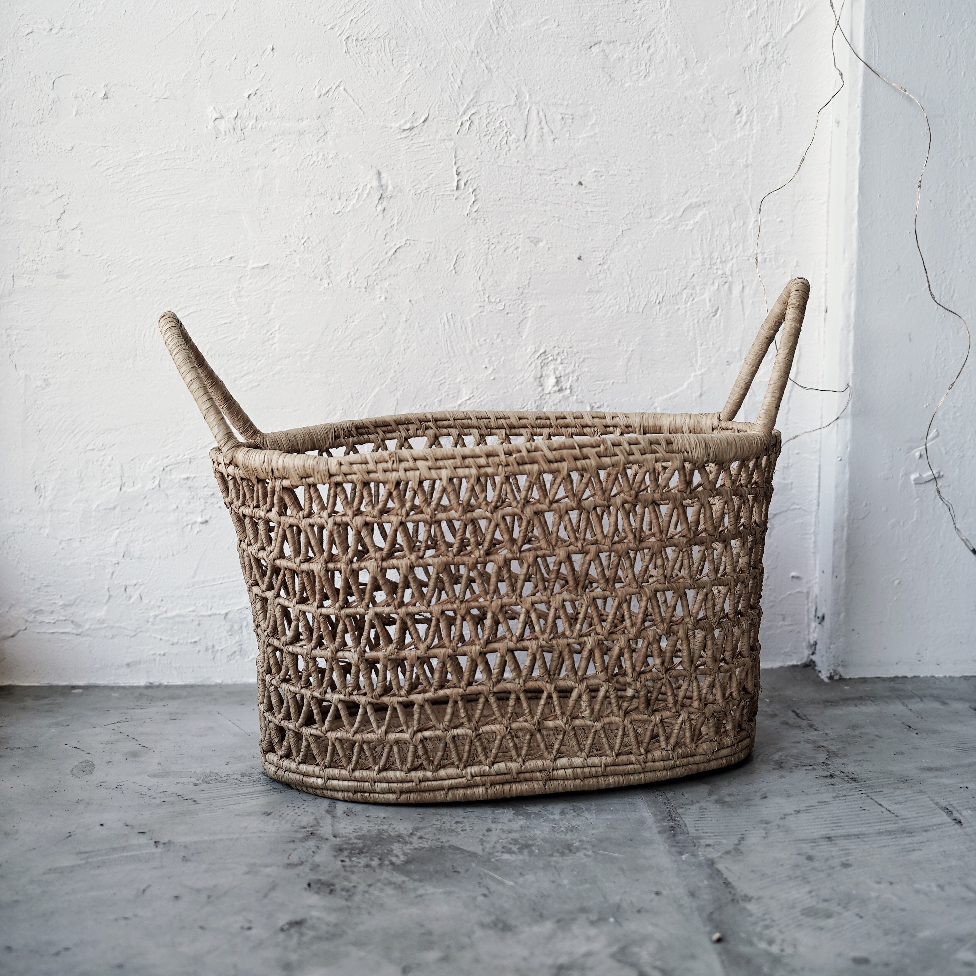 ラフィアマクラメ紅茶染めバスケット
