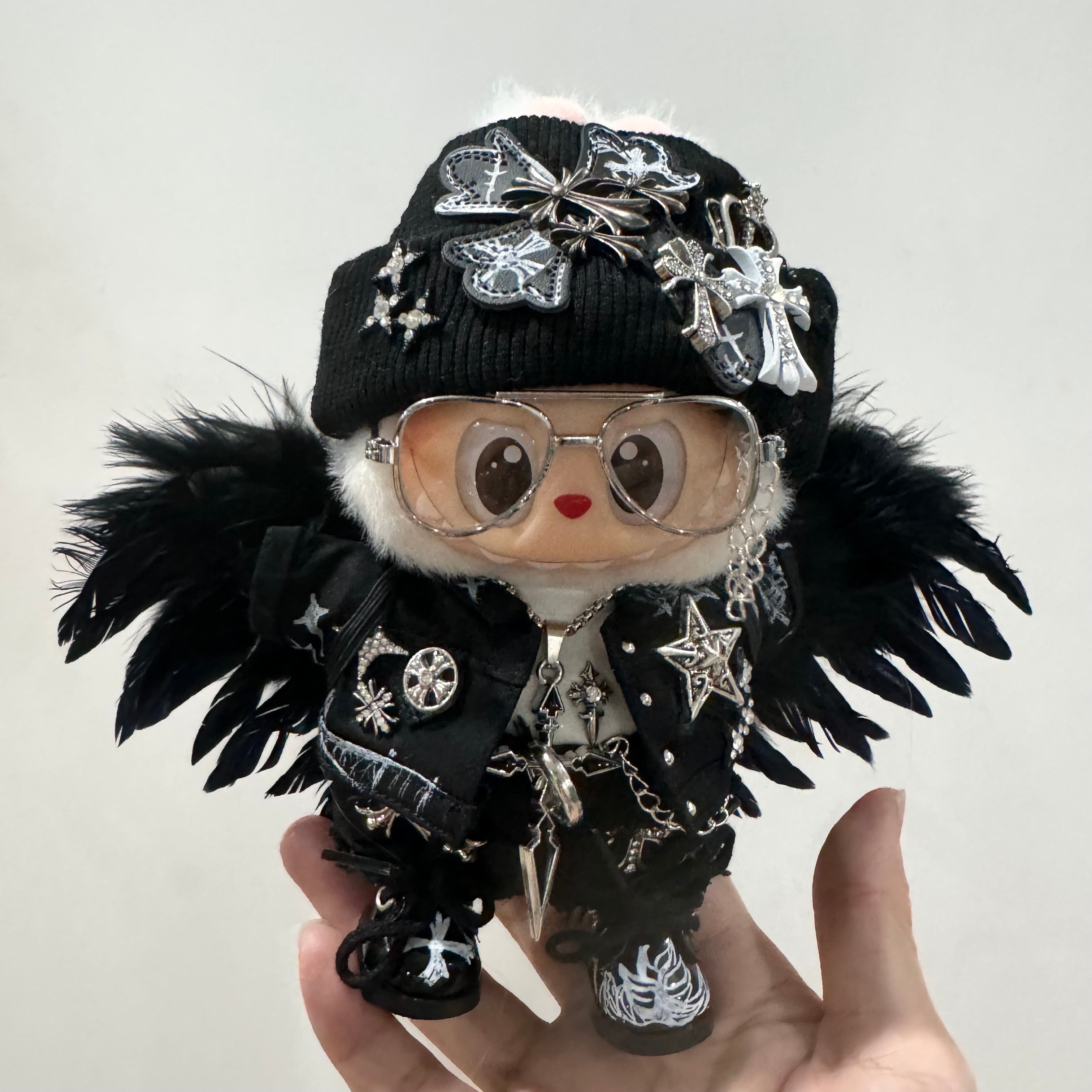 少量製作♥ 暗黒ゴシック定番 「注目を集める」コーデセット Labubu 15cm/17cm 着せ替え衣装 クロス・星芒・羽根・革ジャン・眼鏡