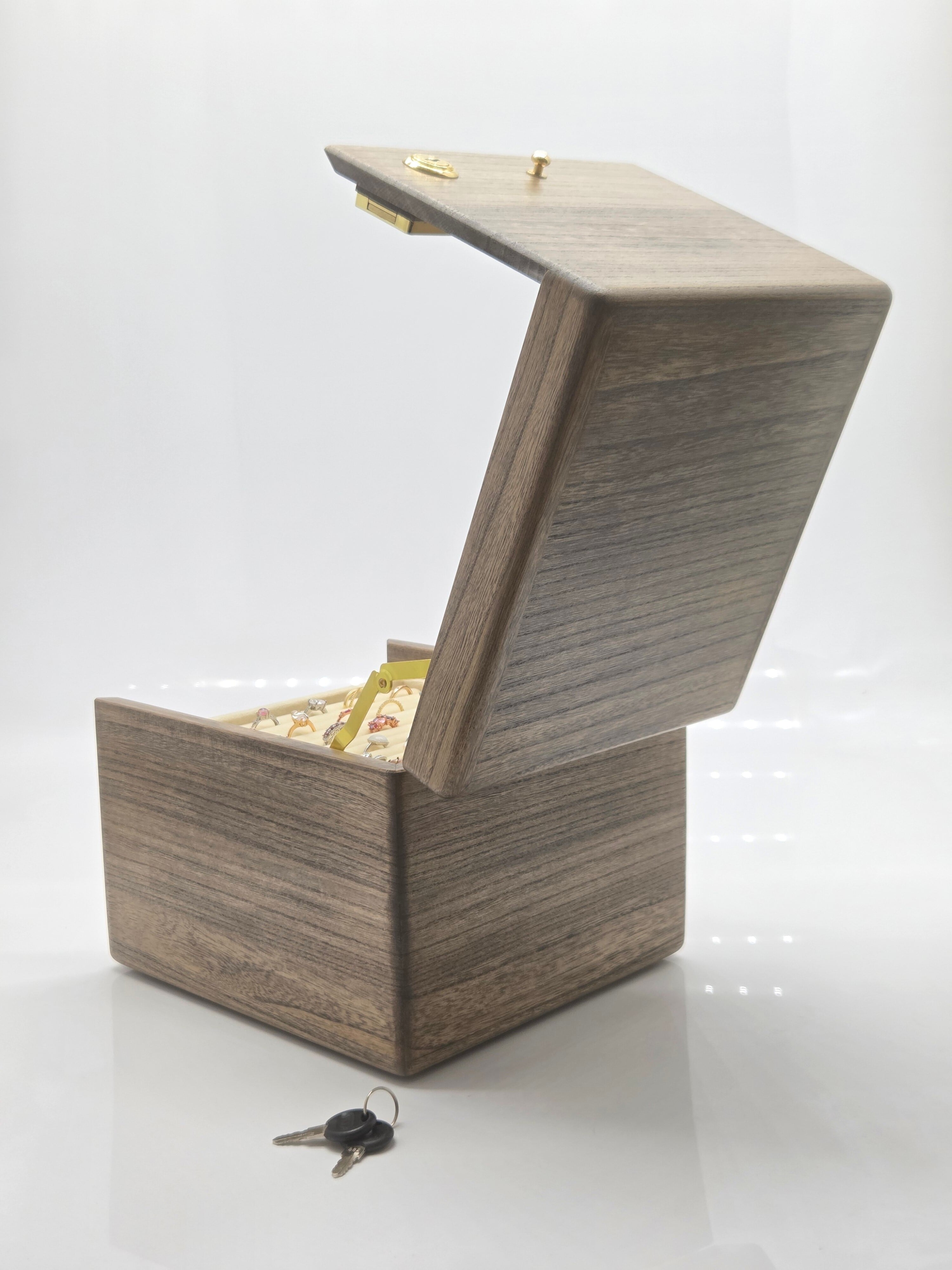 重ねるジュエリーBOX、鍵付き、アンティークグレーカラー、本体のみ！1