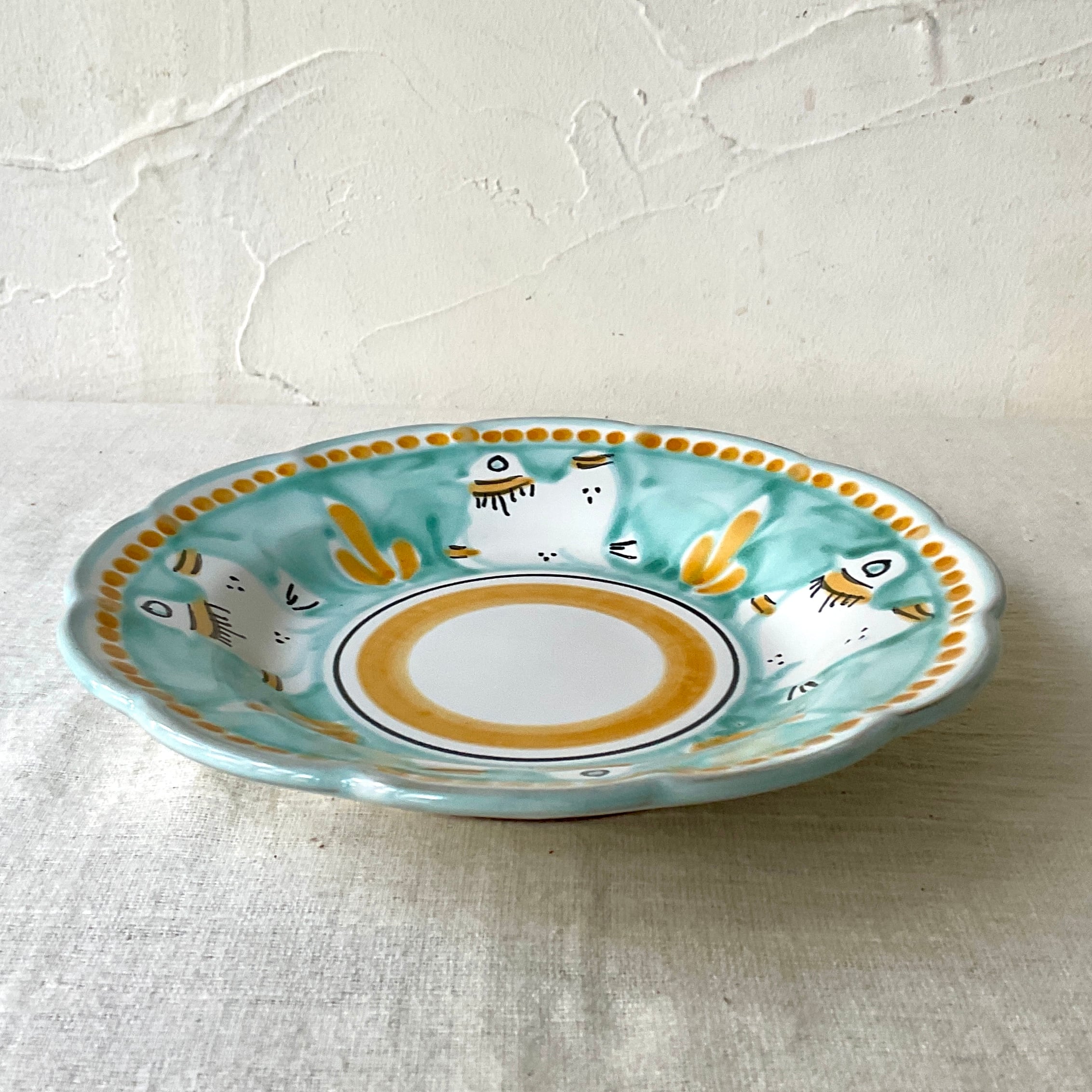鳥のモチーフ 陶器皿 鳥のモチーフ 陶器の皿 イタリア製 イタリア陶器】フリル皿(大