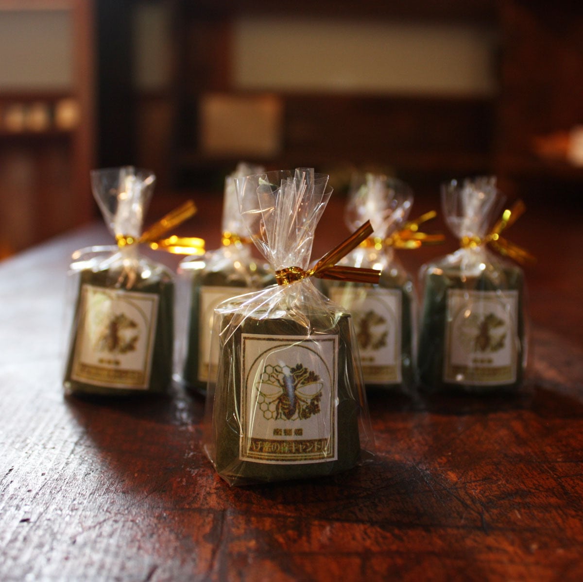 C-1-5 プチギフト用 ラッピング カヌレS 5個セット 蜜蝋キャンドル