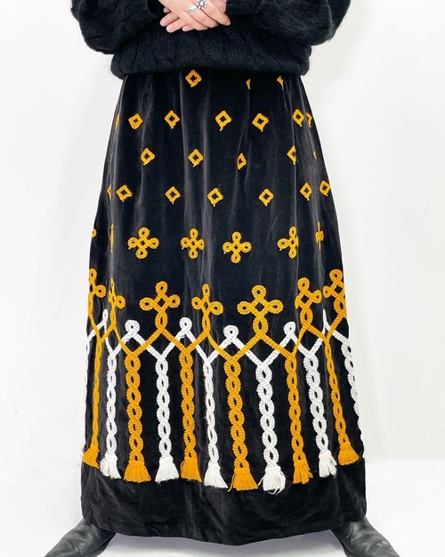 Vintage Velveteen Embroidered Pencil Skirt