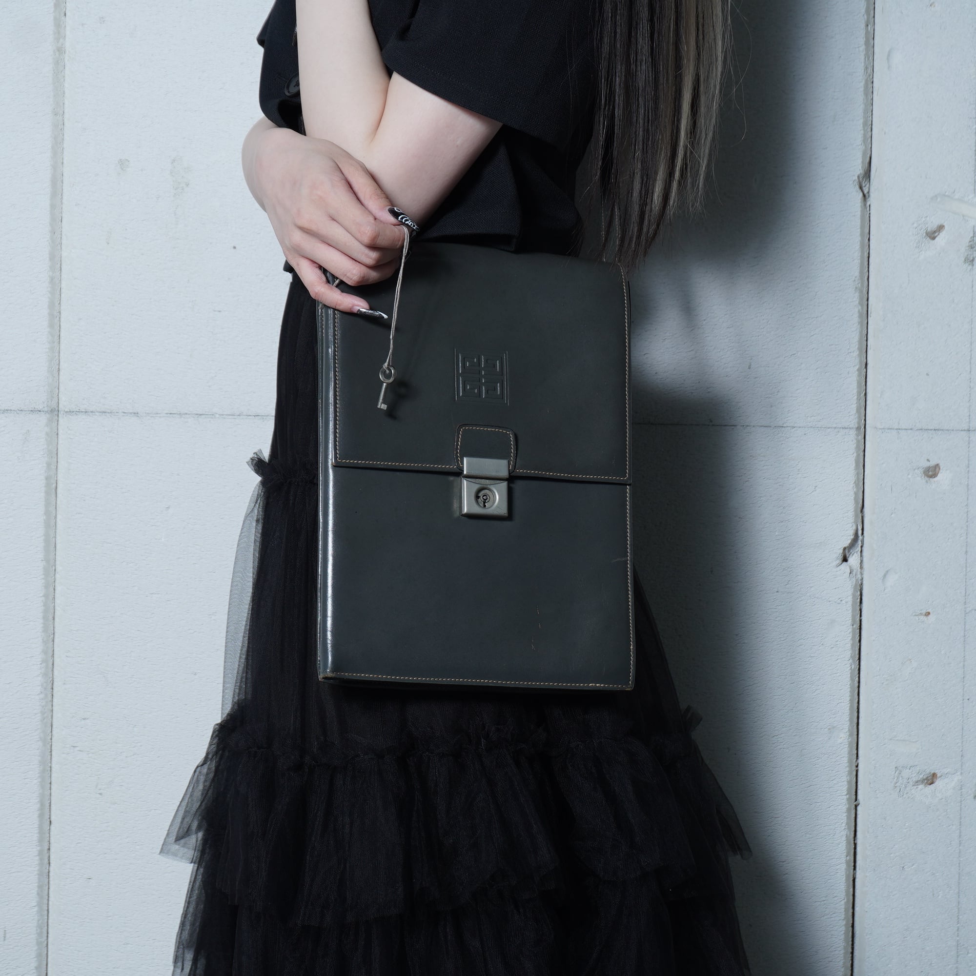 GIVENCHY】ジバンシー 4Gロゴ総柄キャンバス・レザーショルダーバッグ