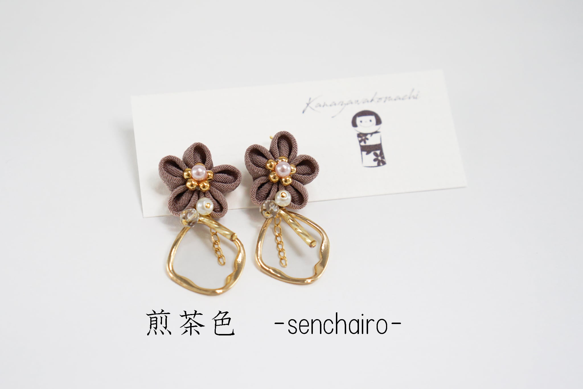 つまみ細工ピアスNO.18＊Light color＊ | 金澤こまち -accessories-