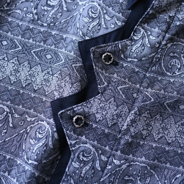 XXX super over silhouette zigzag switching design mode shirt