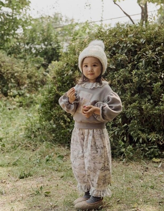 【取寄せ】FLO トップス トレーナー 長袖 韓国子供服 女の子 ガール 秋 冬 春 子ども服 韓国 可愛い カワイイ お洒落 オシャレ  85 95cm  95cm 100cm 110cm 120cm 130cm baby ベビー kids キッズ イギリス風