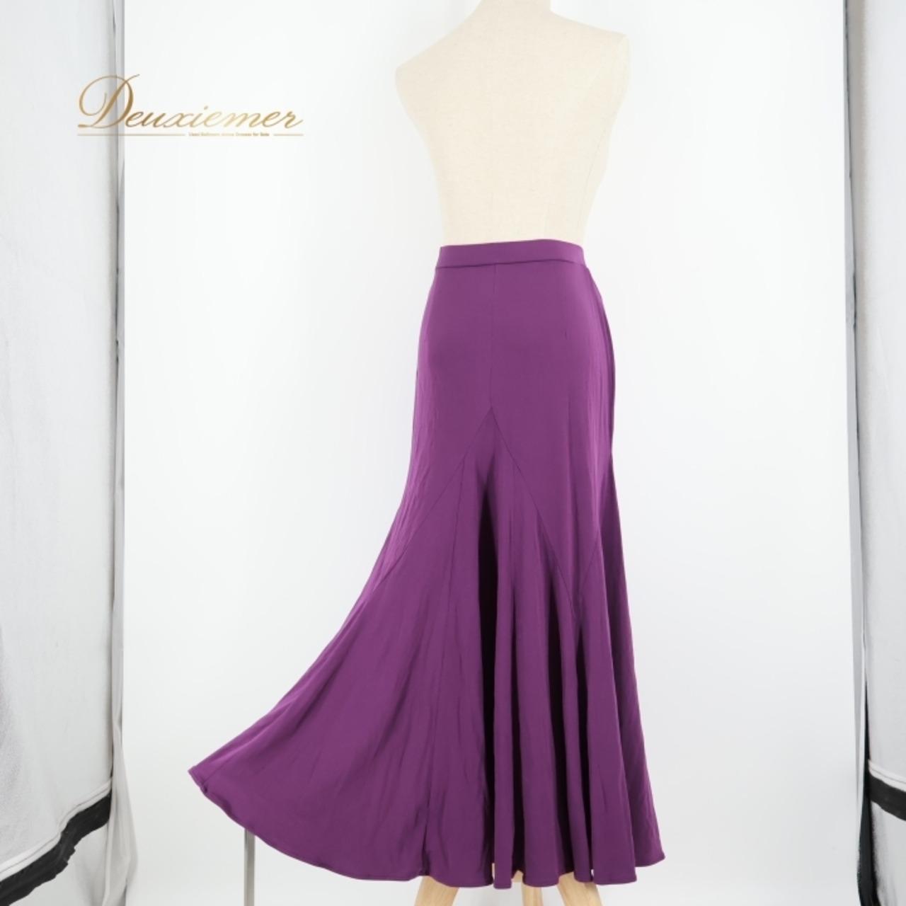 社交ダンス 衣装 スカート パープル系 チャコットロイヤルダンス Chacott ROYAL DANCE 紫 無地 レッスン 練習 シンプル 伸縮 ストレッチ 鮮やか 日本製 ダンス衣装 上品 かわいい 華やか
