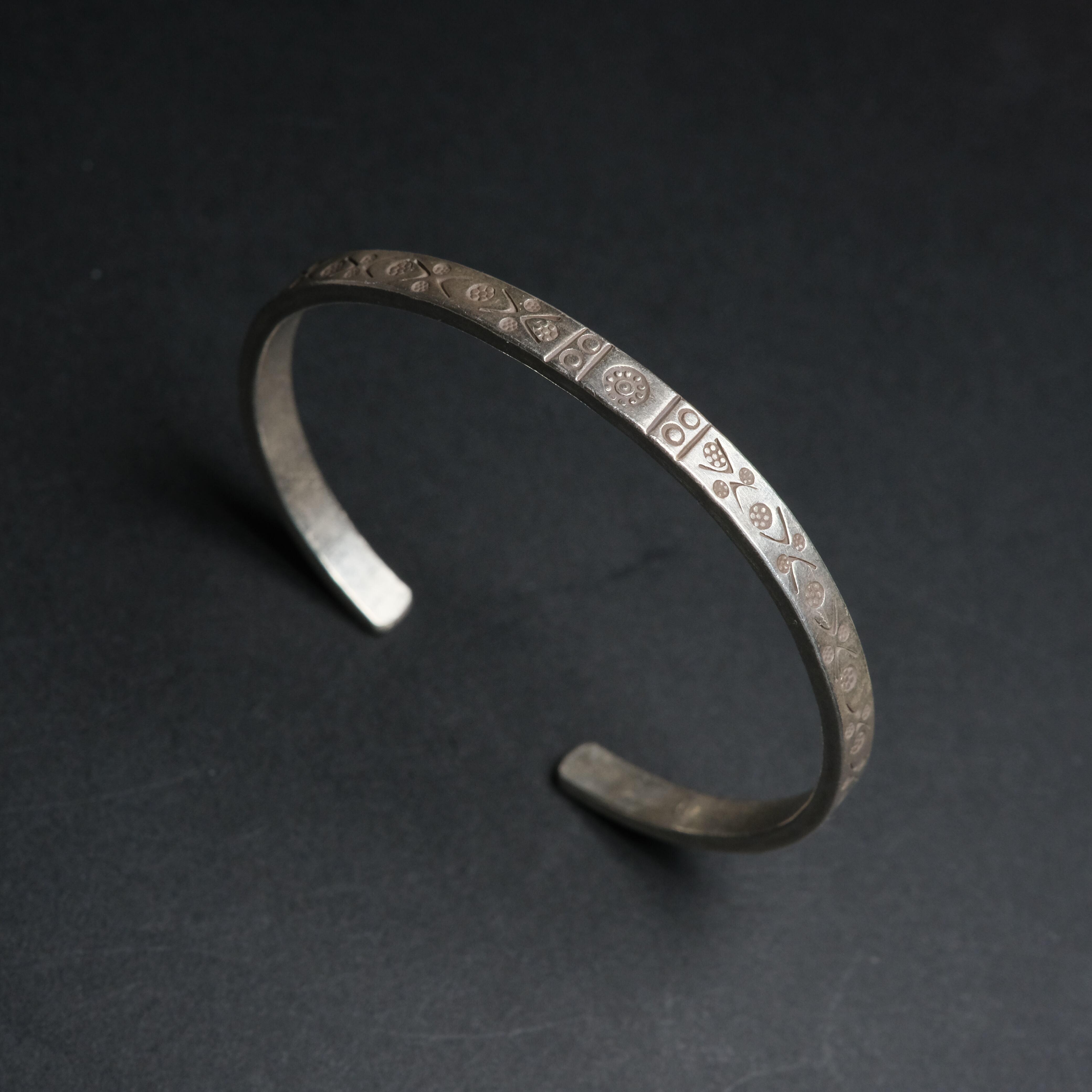 別注 カレンシルバー シルバー950 スタンプワークバングル/軽研磨仕上げ