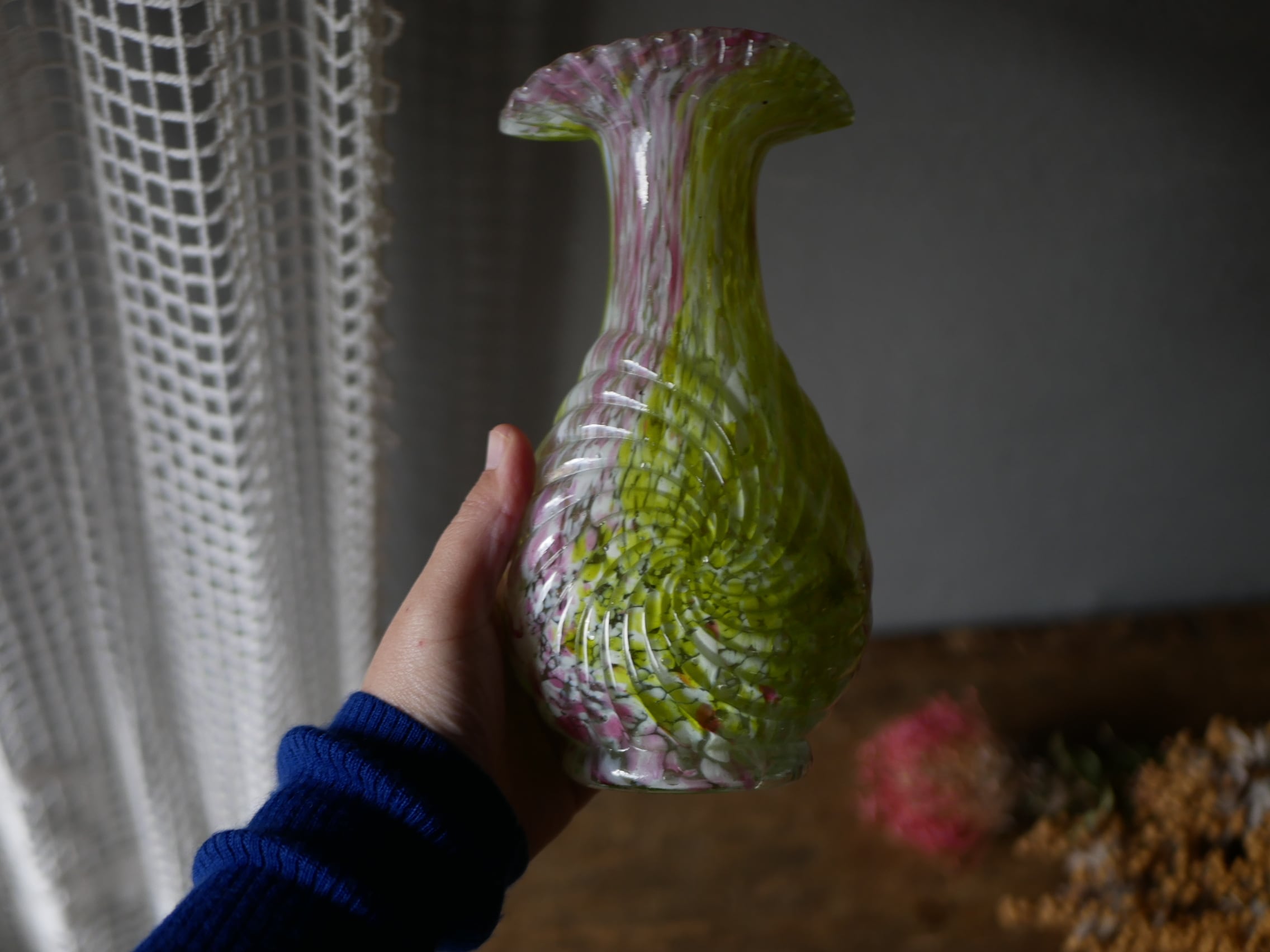 クリシー　花瓶　花器　イエローべース　フランスヴィンテージ　ブロカントのある クリシー 花瓶 花器 イエローべース フランスヴィンテージ ブロカント