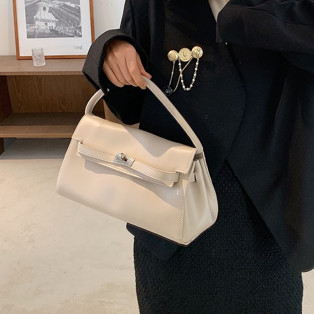 スタンダードレッドオータムウィンター レトロ 秋物 冬物 Tiancai_Wing_Bag38637902451