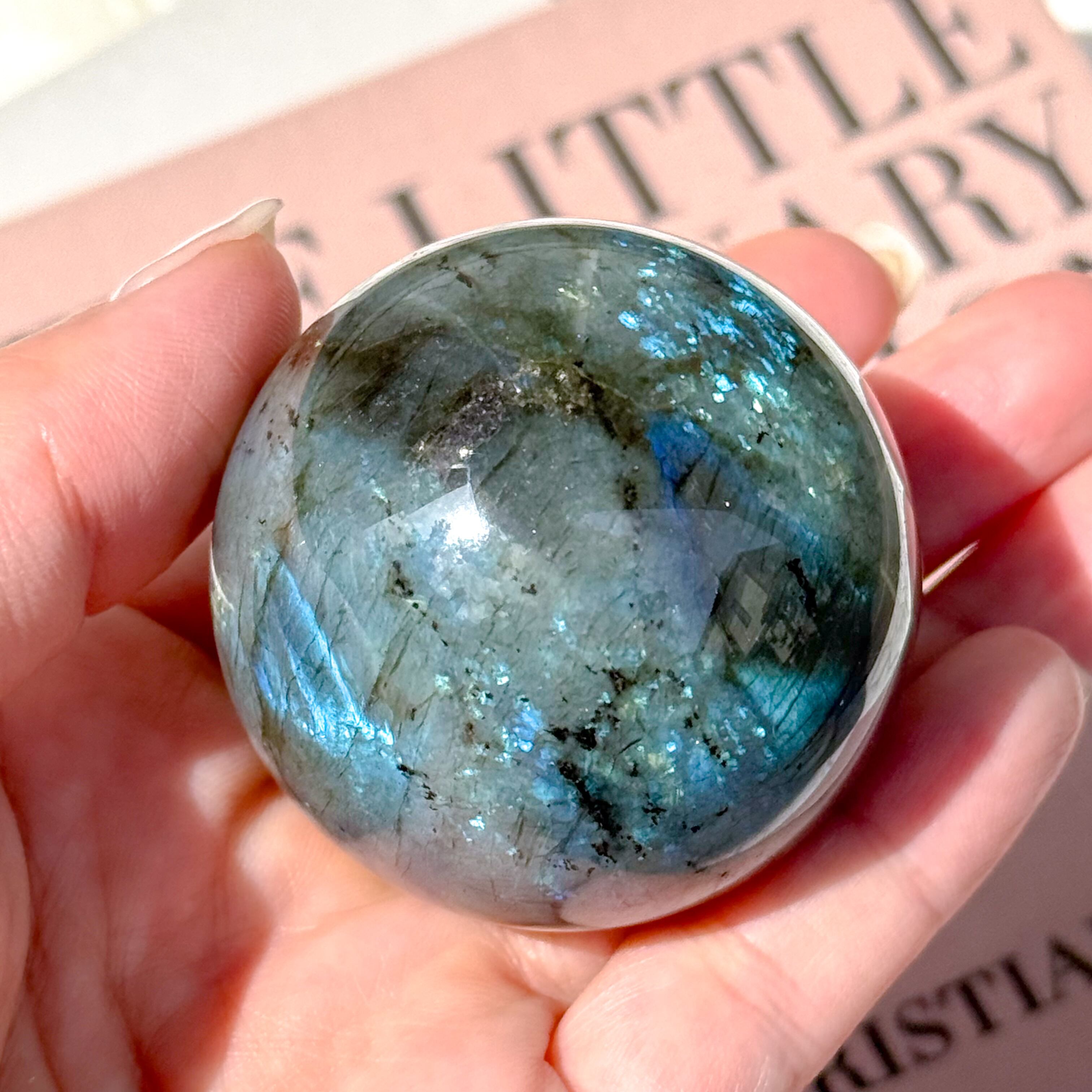 New Moon (Labradorite 21) ✧ ラブラドライト | FLUXY - 天然石と鉱物