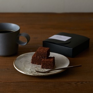 【期間限定】カカオ64％の生チョコレート