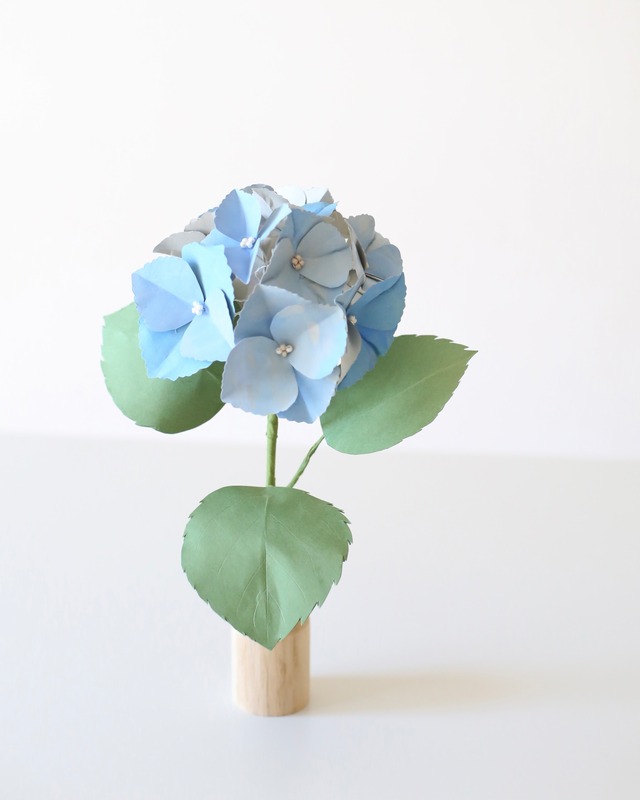 くすみブルーの紫陽花　ペーパーフラワー