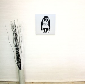 バンクシー「ラフ ナウ/Laugh Now」展示用フック付きキャンバスジークレ Banksy