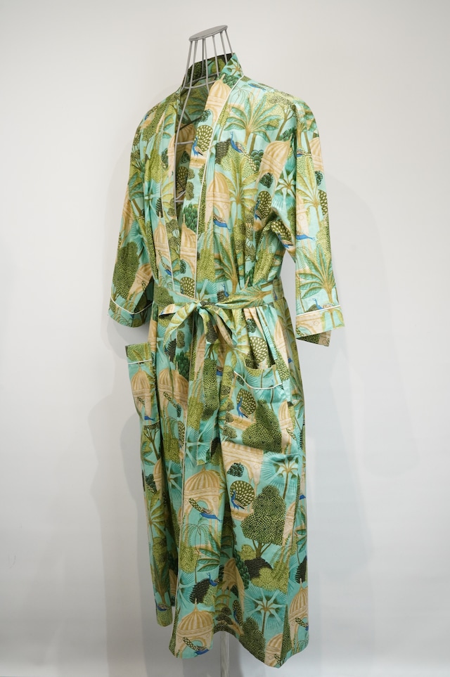 PERIOD FEATURES /  Short  Sleeved Summer Robe Coat