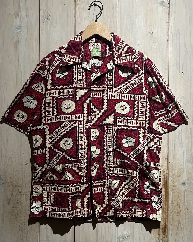 【a.k.a.C.a.k.a vintage】70's" "Made in Hawaii" Flower × Ethnic Pattern Vintage Loose S/S Aloha Shirt