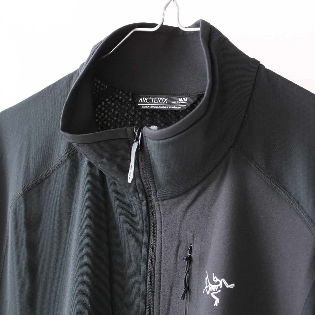アークテリクスのデルタジャケット、ブラック、Mサイズ Amazon | [アークテリクス] ARCTERYX デルタジャケット男性用