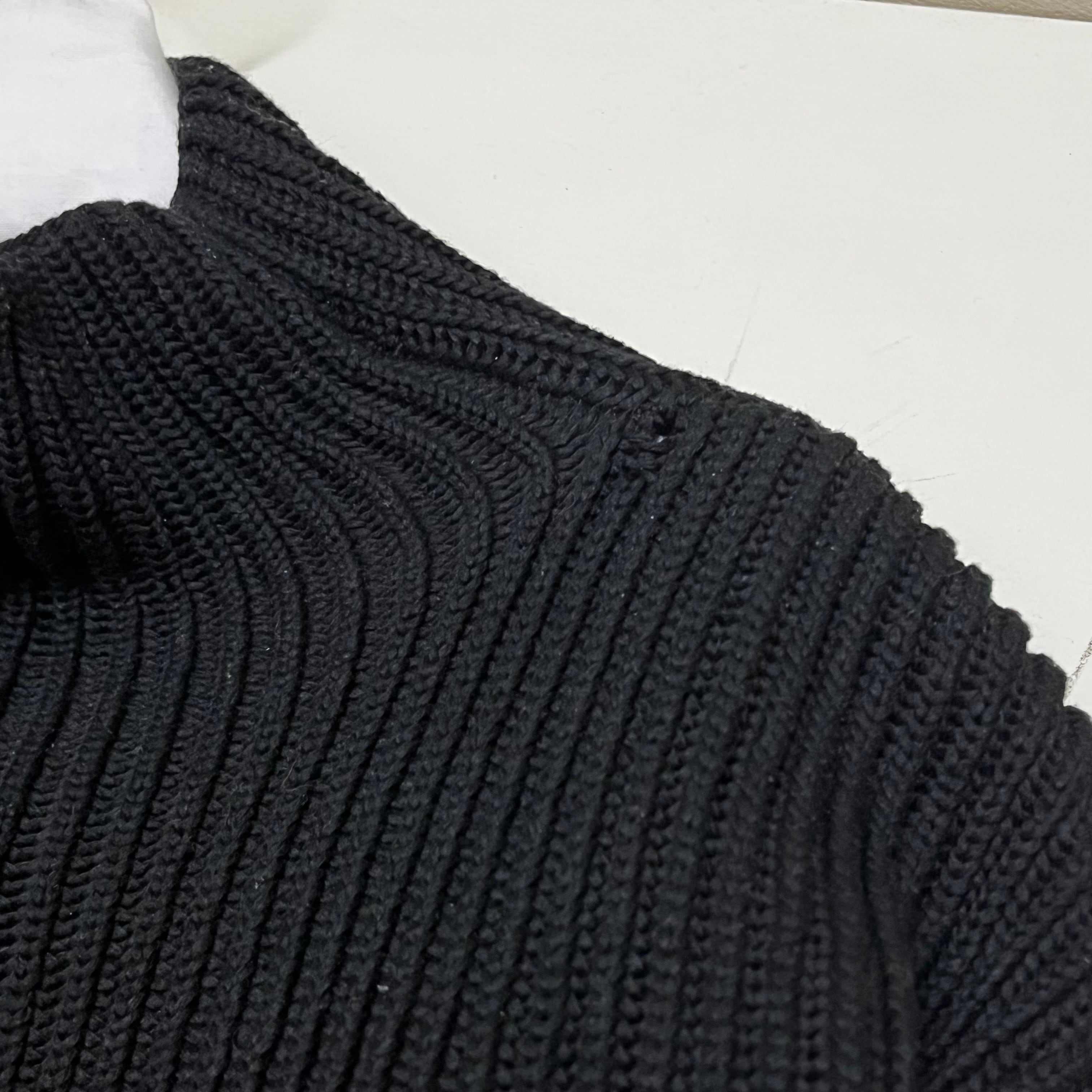 omar afridi 21aw arabis knit複数回着用後保管しておりました