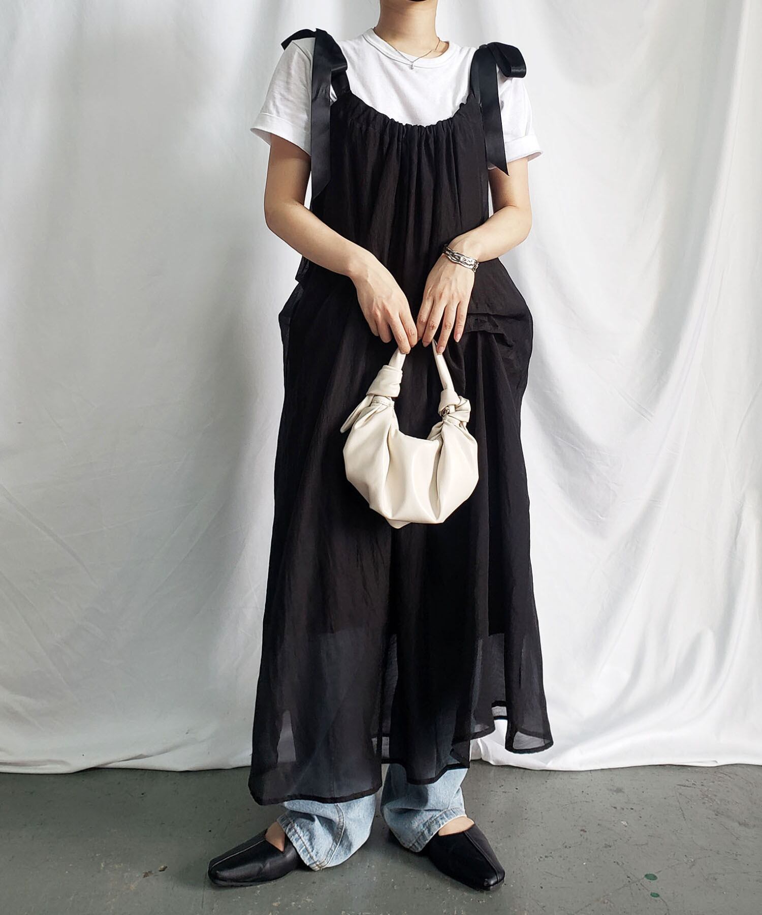 ショルダーリボンシアーロングワンピース　N08-22-0025 | me+em select powered by BASE