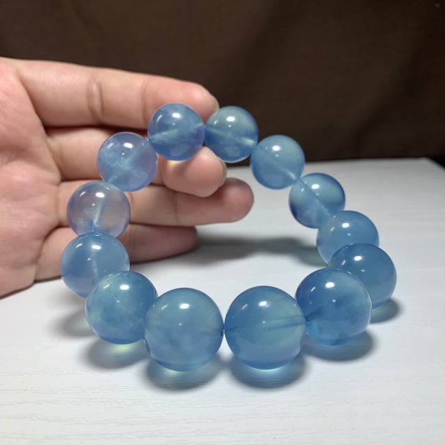 1.希少な大玉☆色濃く透明度高いプレミアム・アクアマリン ブレスレット