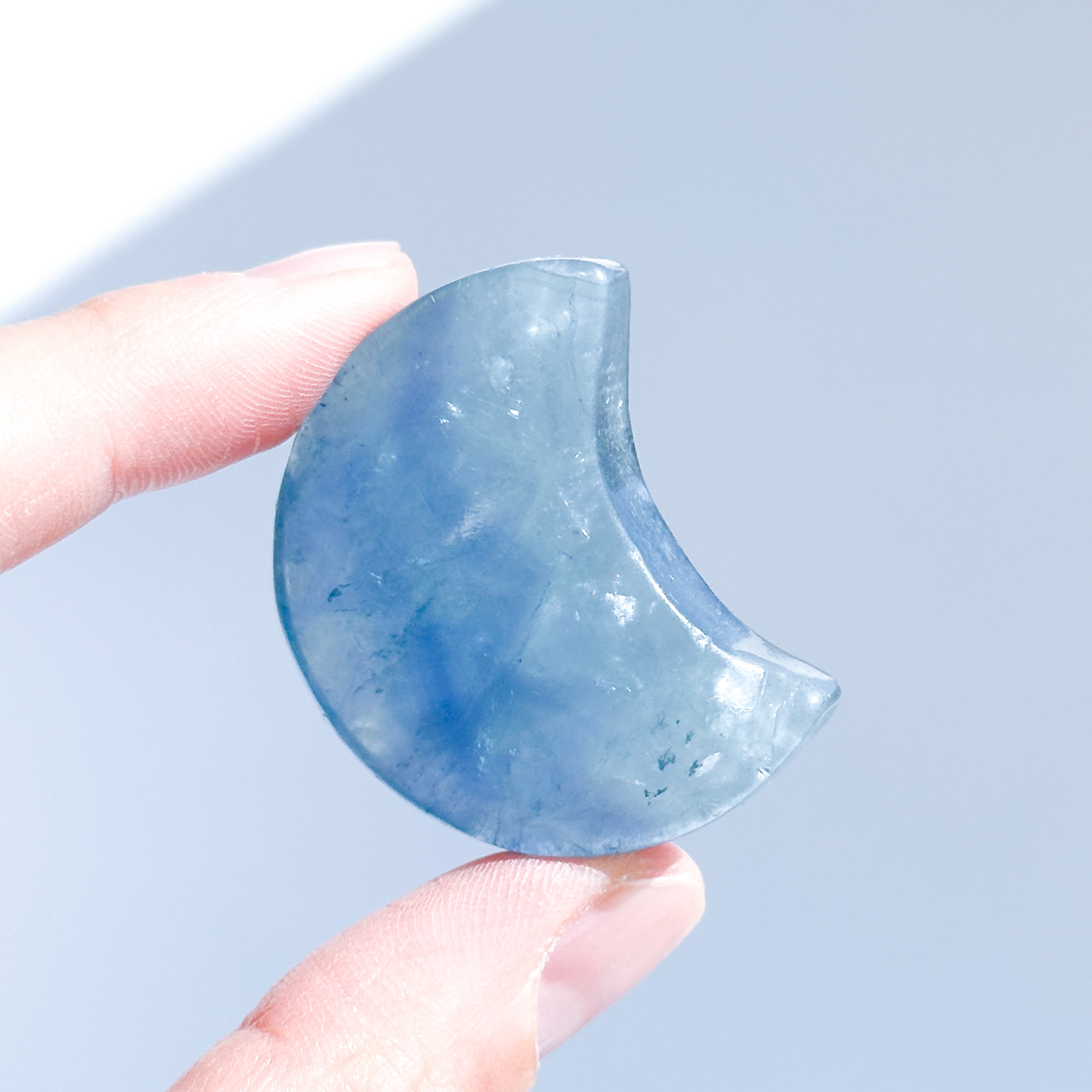 ブルーフローライト 三日月13◇ Fluorite ◇天然石・鉱物