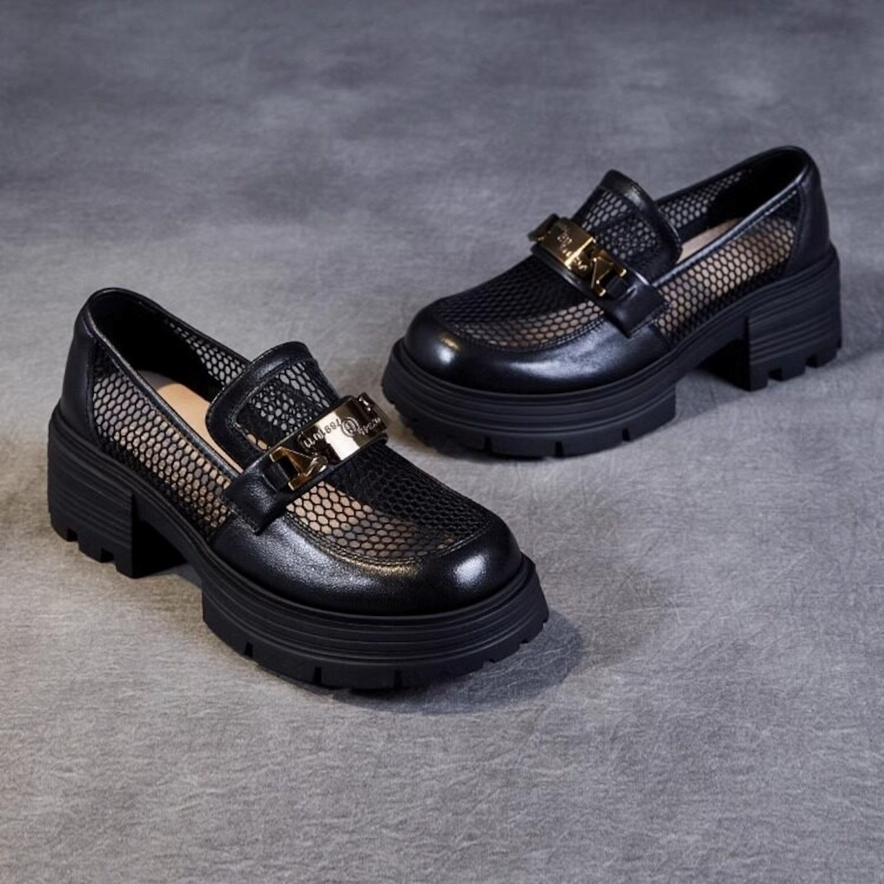 メッシュ ゴールドバックル ローファー 90032