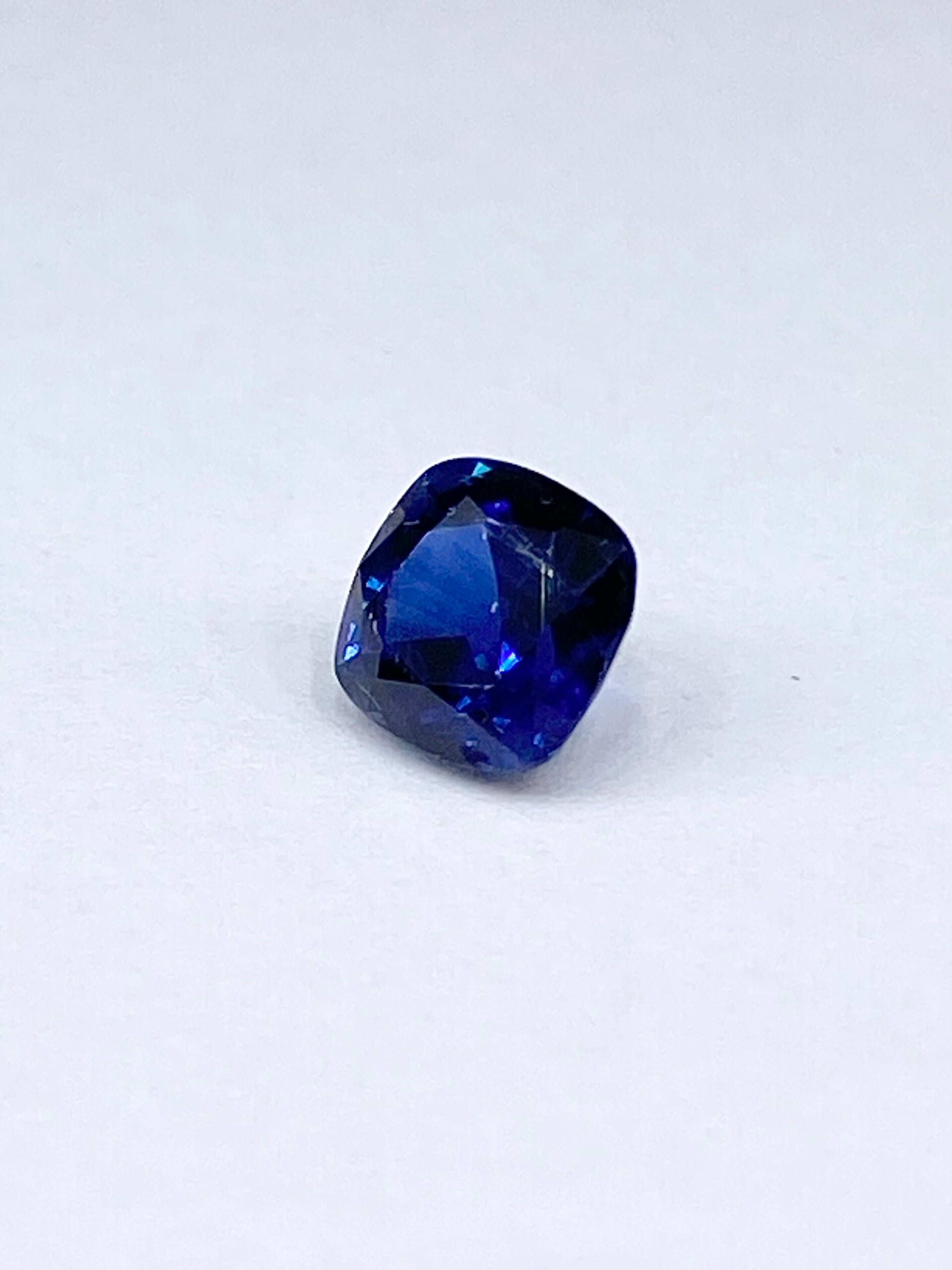 キズ多め】ロイヤルブルーサファイア 1.033ct 【DGL鑑別書つき