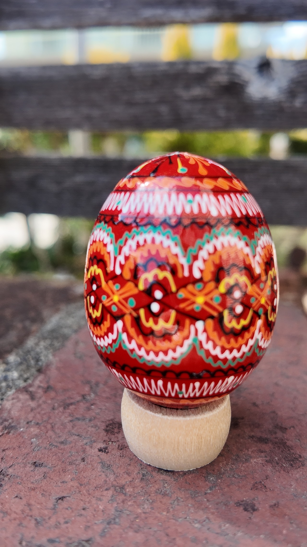 装飾用木製プィサンカ（イースターエッグ）with stand　コロミヤモデル - 1