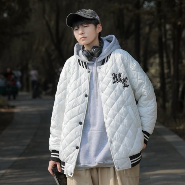 【予約販売】ブルゾン スタジャン アウター ベイスボール MA-1 ブラック ホワイト キルティング ストリート 冬 ジャケット ショート丈 メンズ カジュアル 男前 こなれ感 お洒落 韓国 トレンド 秋 冬 M/L/XL/2XL