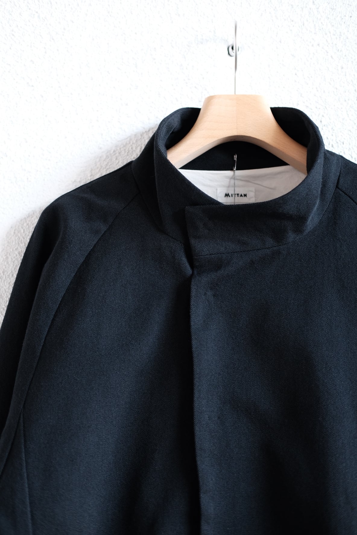 MITTAN＜ミッタン＞NMウールOCツイルジャケット | Inhigh