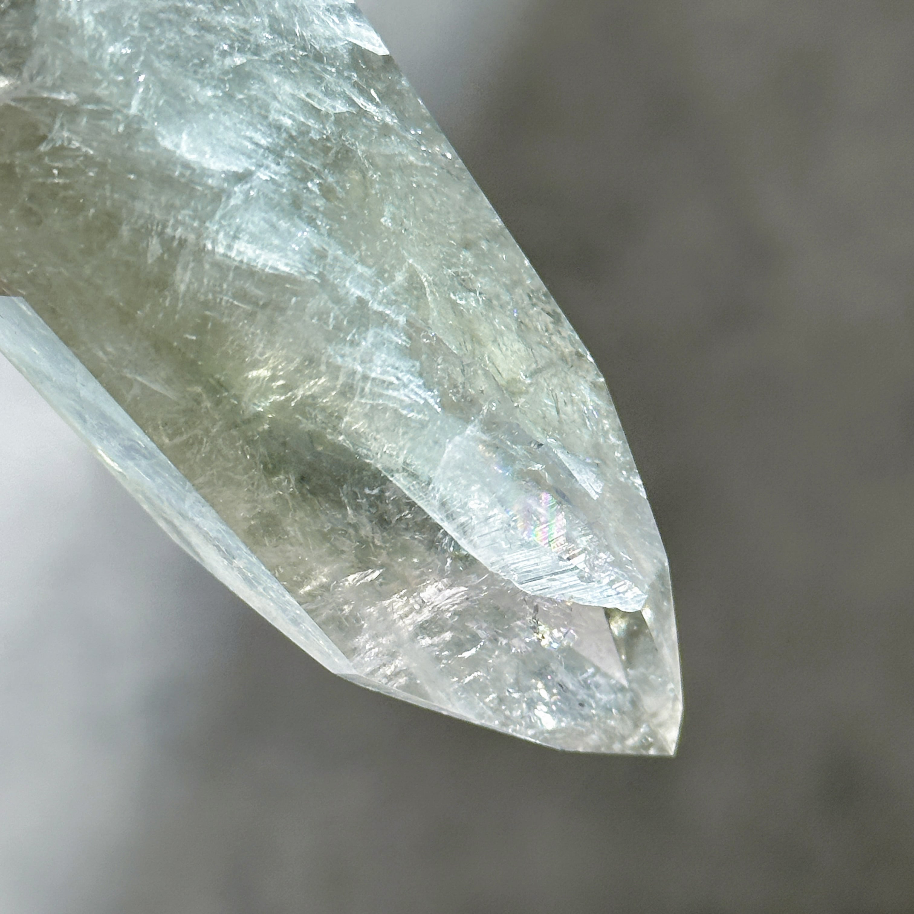 非加熱◎バイーア産グリーンアメジスト タワー03◇Green Amethyst