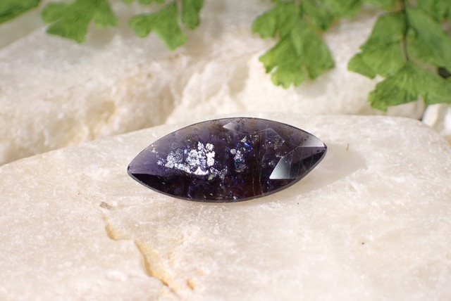 アイオライトサンストーン　2.76ct　[C11-695]