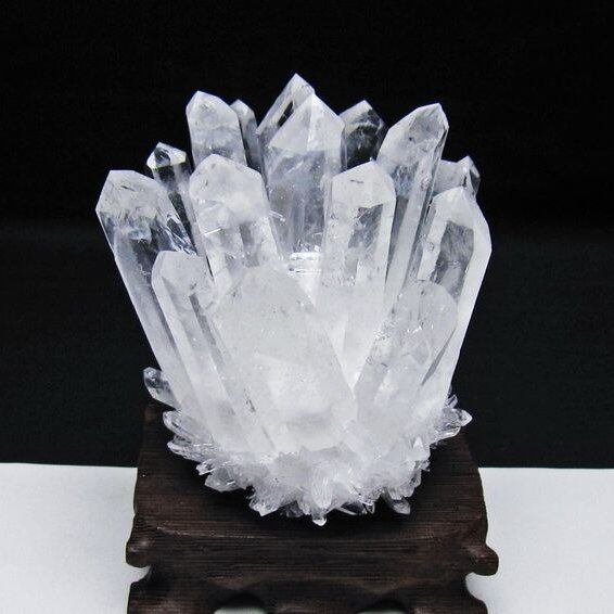 水晶 クラスター 水晶 原石 台座付属 一点物 182-8571