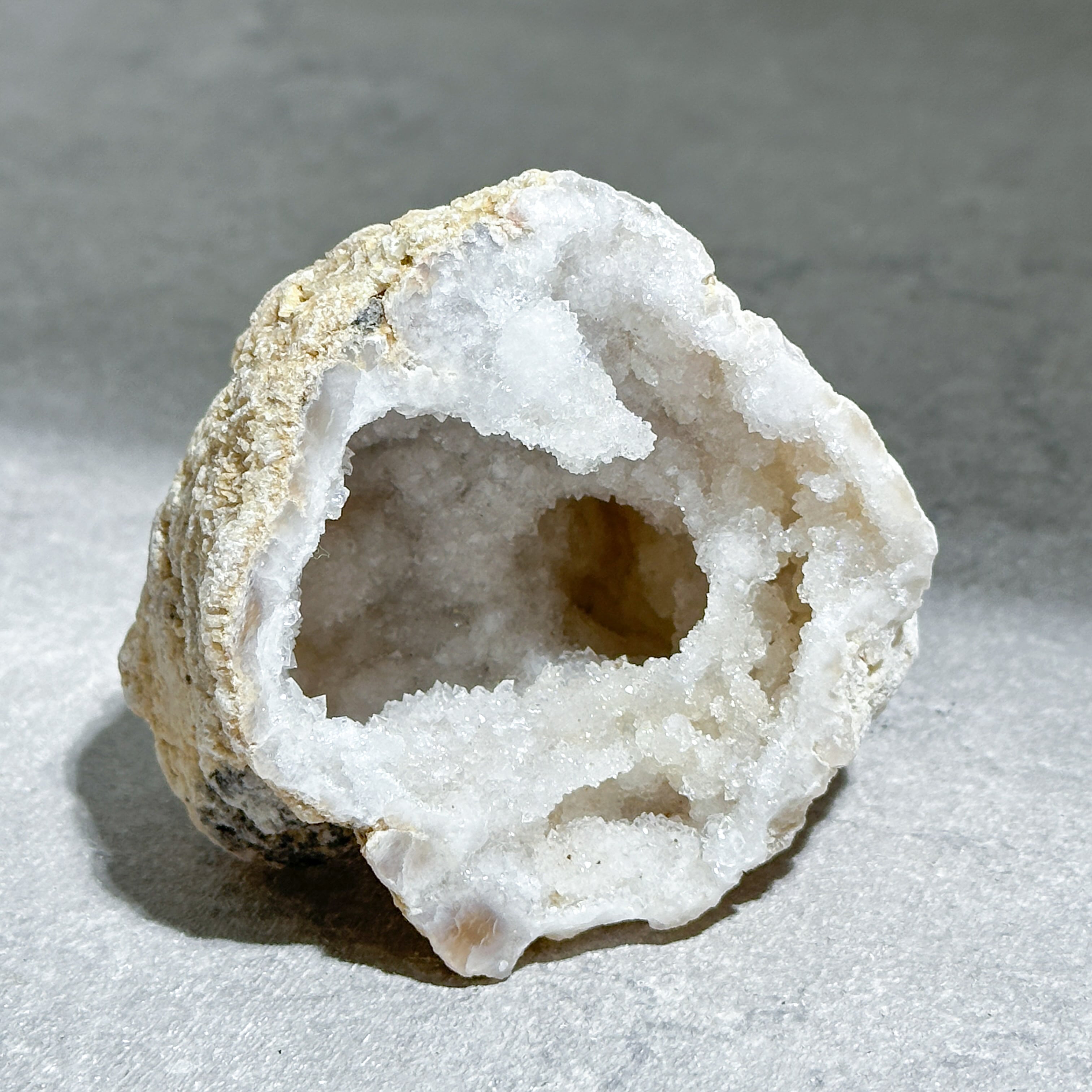 水晶 ジオード83◇Clear Quartz◇天然石・鉱物・パワーストーン