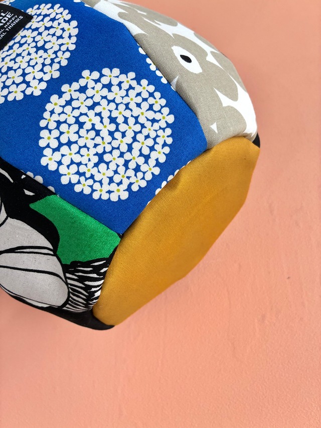 8枚の生地から仕立てたバルーンバッグAtype